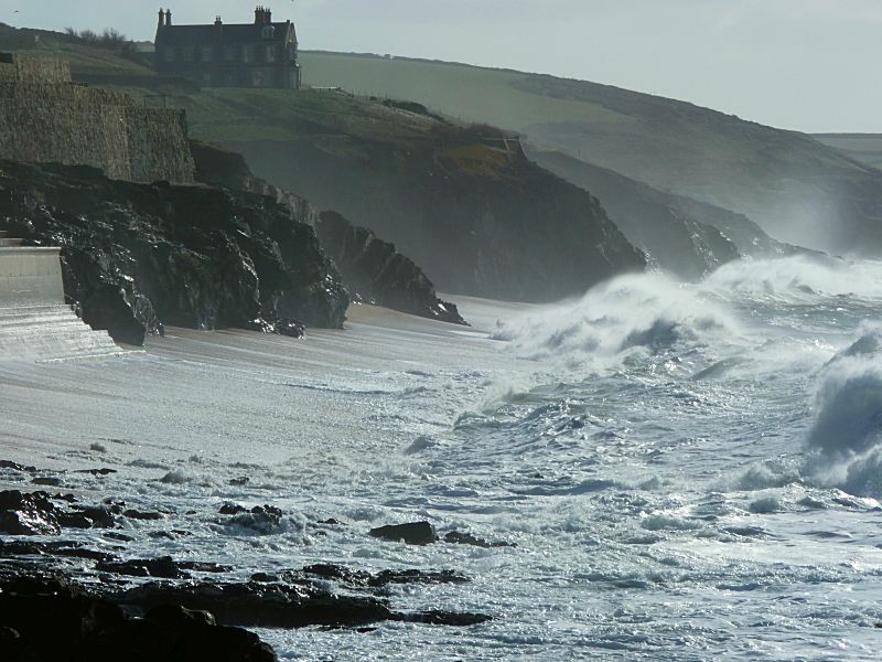 Porthleven Breaking Waves