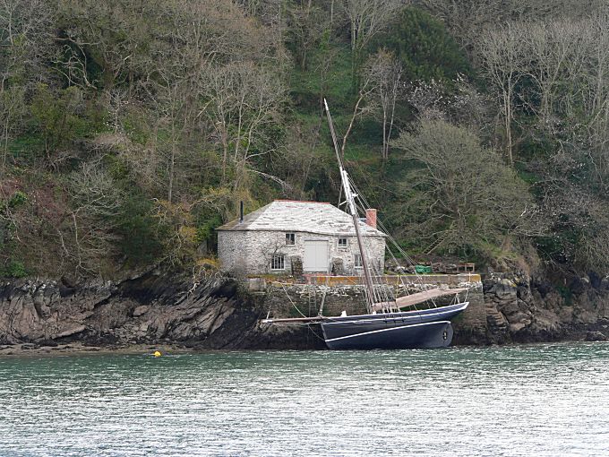 Fowey Harbour Cottage