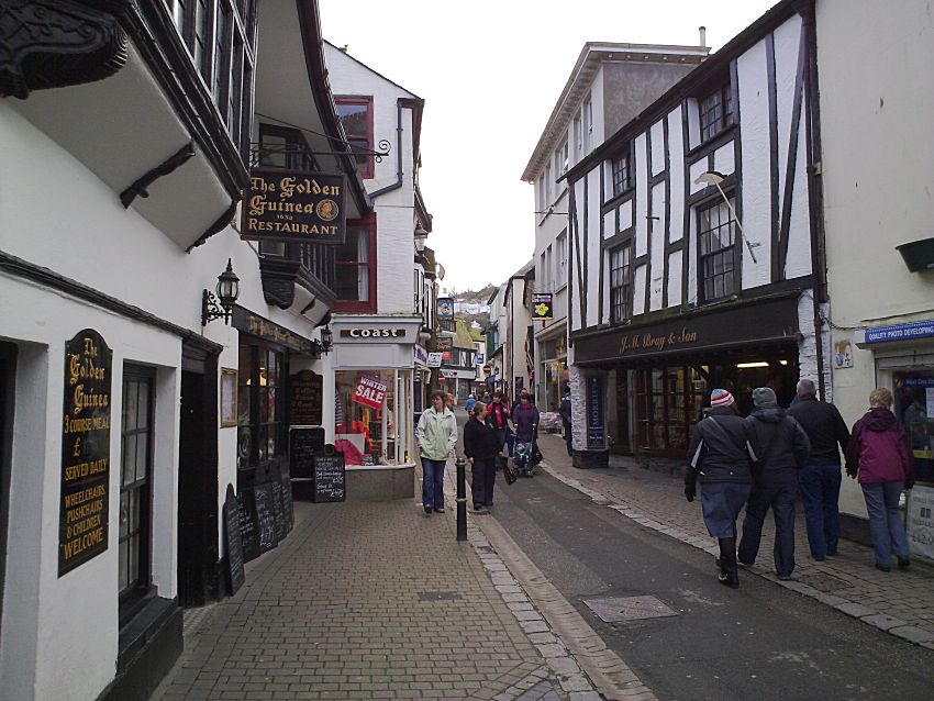 Bustling Looe