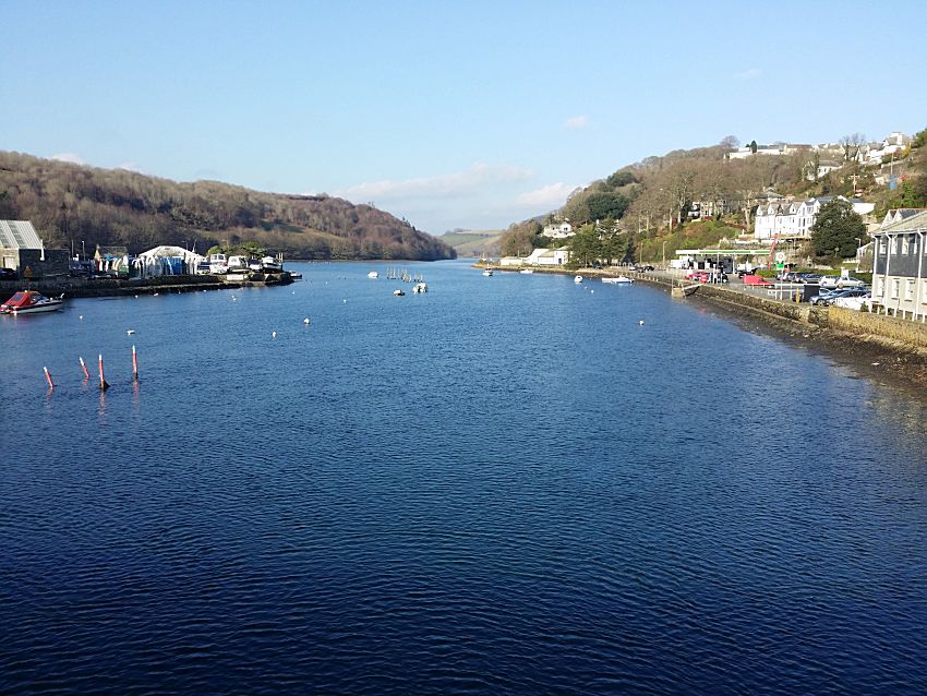 Looe Up-river