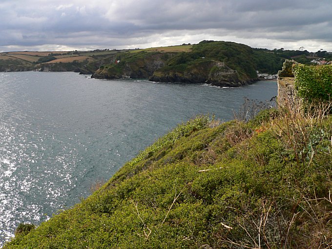 Polruan Harbour Entrance View